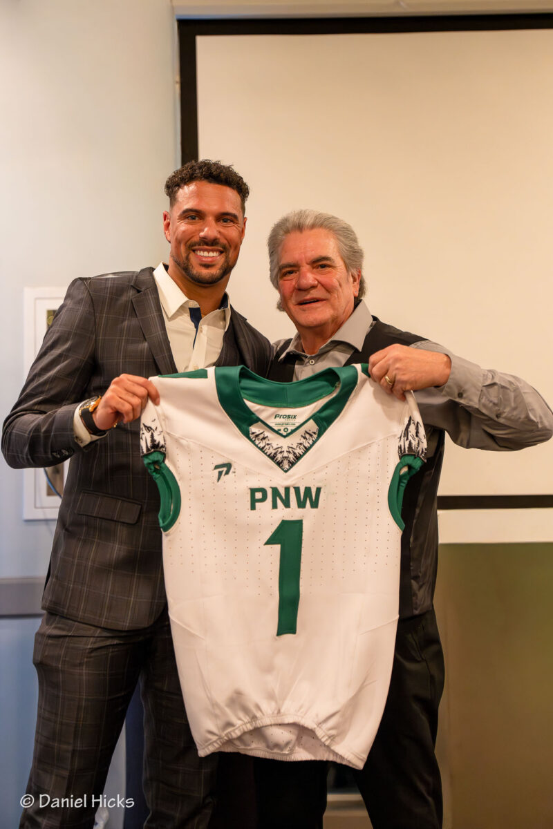 Signing Event - @pnwfootballteam