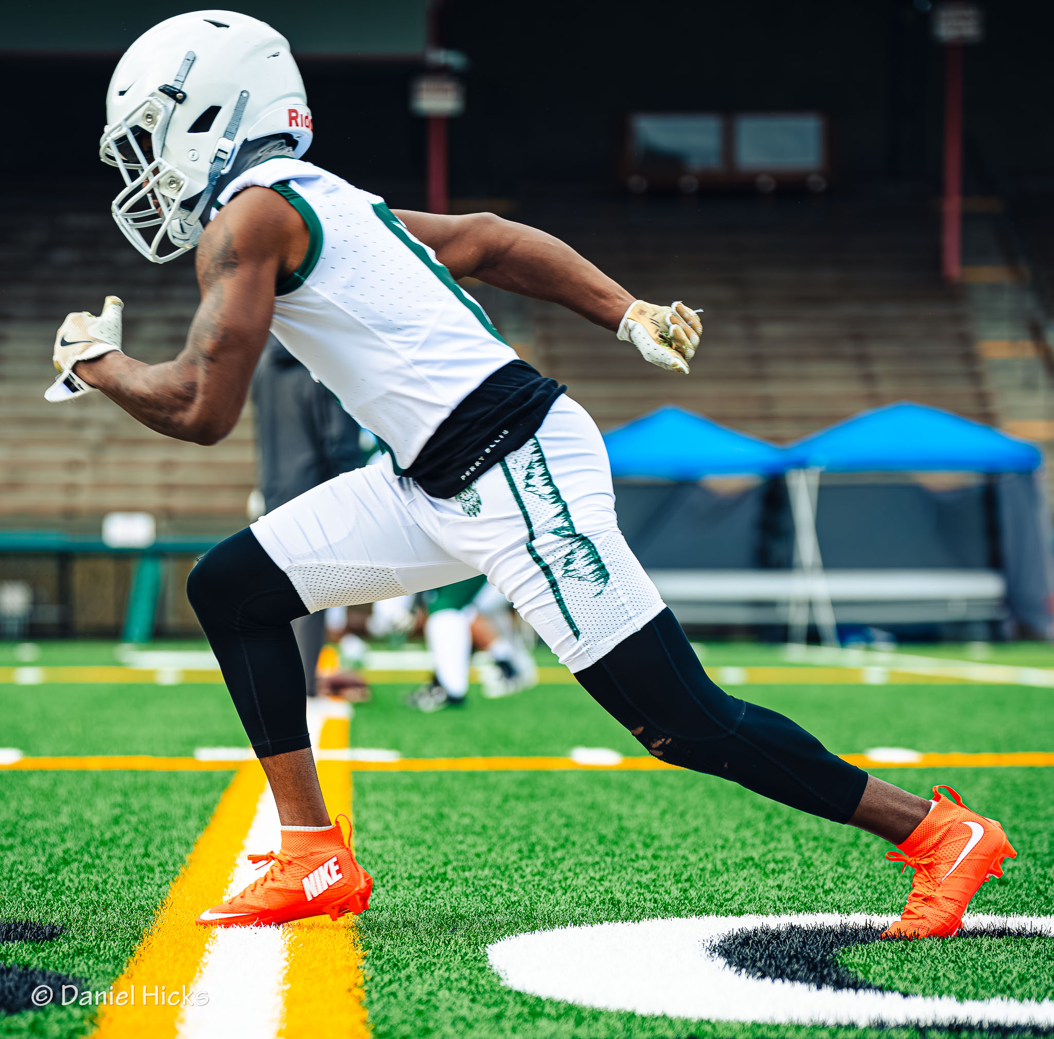 @pnwfootballteam